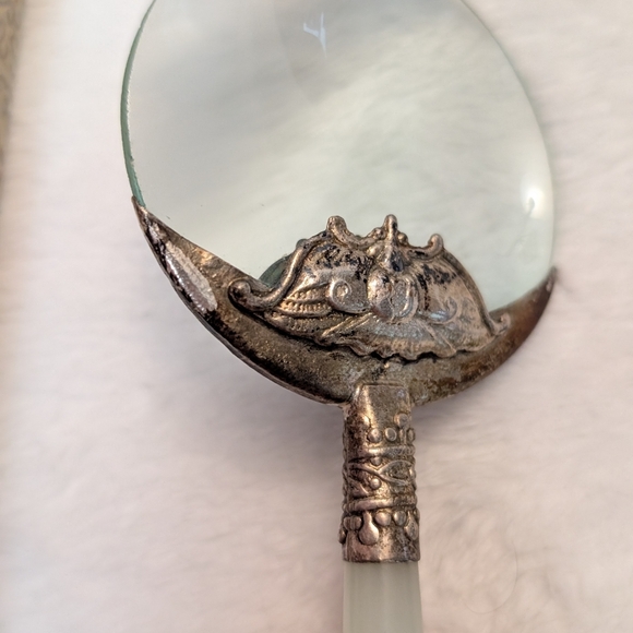 Portland Art Museum replica antique 1900s Magnifying Glass faux jade - Picture 3 of 5